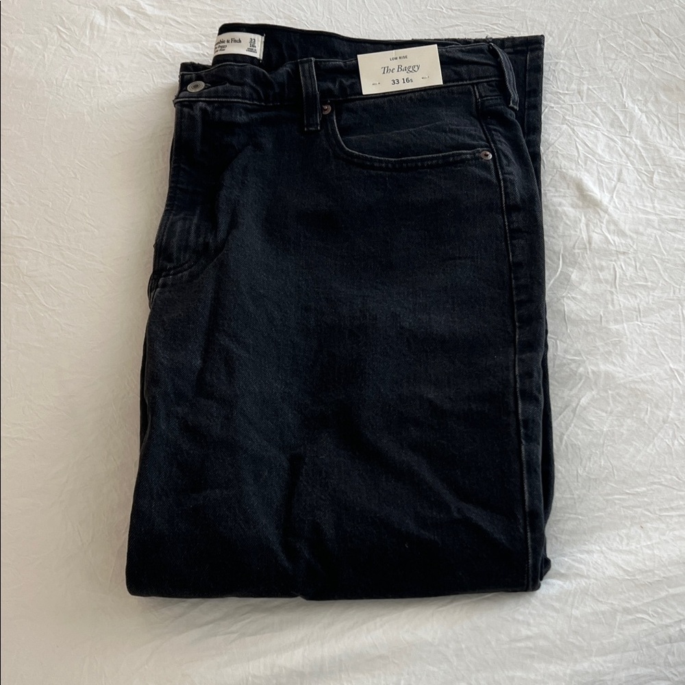 Abercrombie & Fitch Women's Black Relaxed Jeans